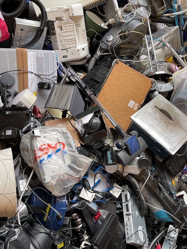 Toxicity and Effects of E-Waste on the Environment